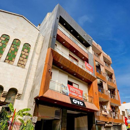 Hotel O Family Deluxe Нью-Делі Екстер'єр фото