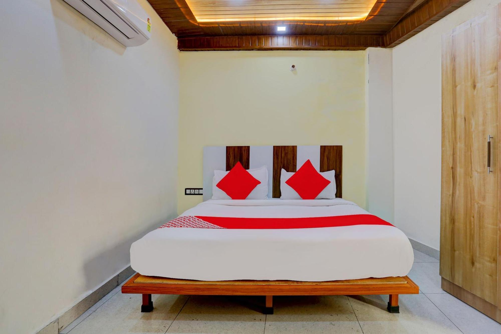 Hotel O Family Deluxe Нью-Делі Екстер'єр фото