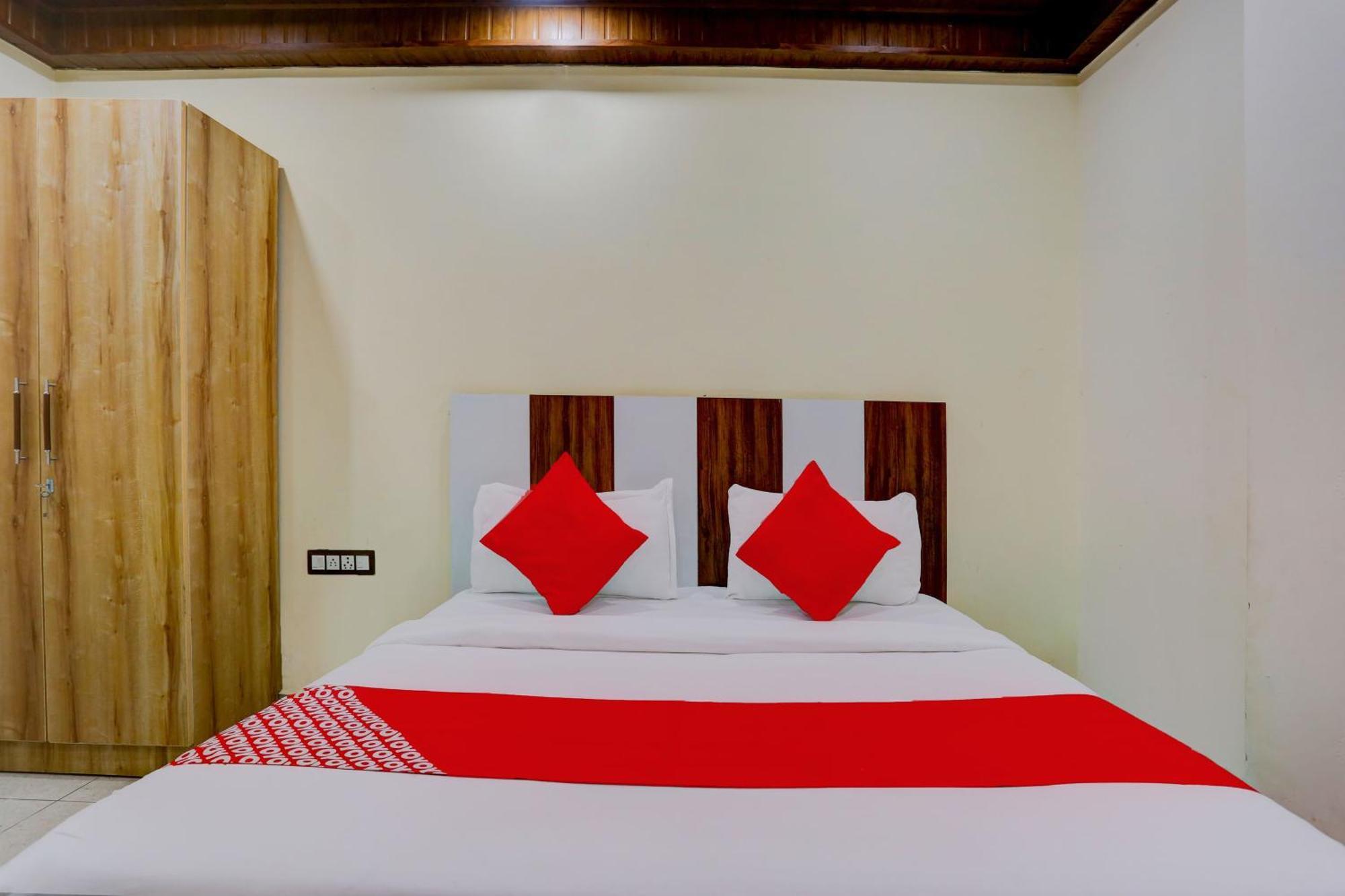 Hotel O Family Deluxe Нью-Делі Екстер'єр фото