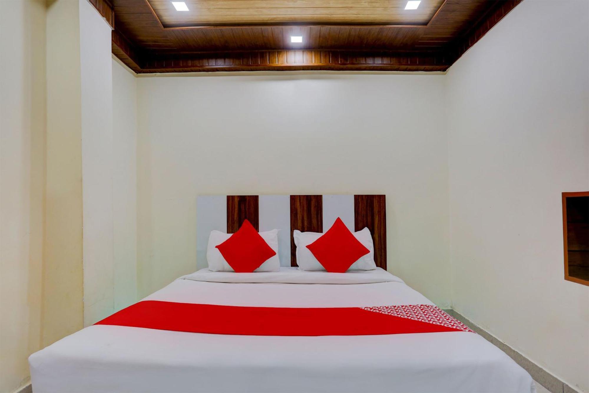 Hotel O Family Deluxe Нью-Делі Екстер'єр фото