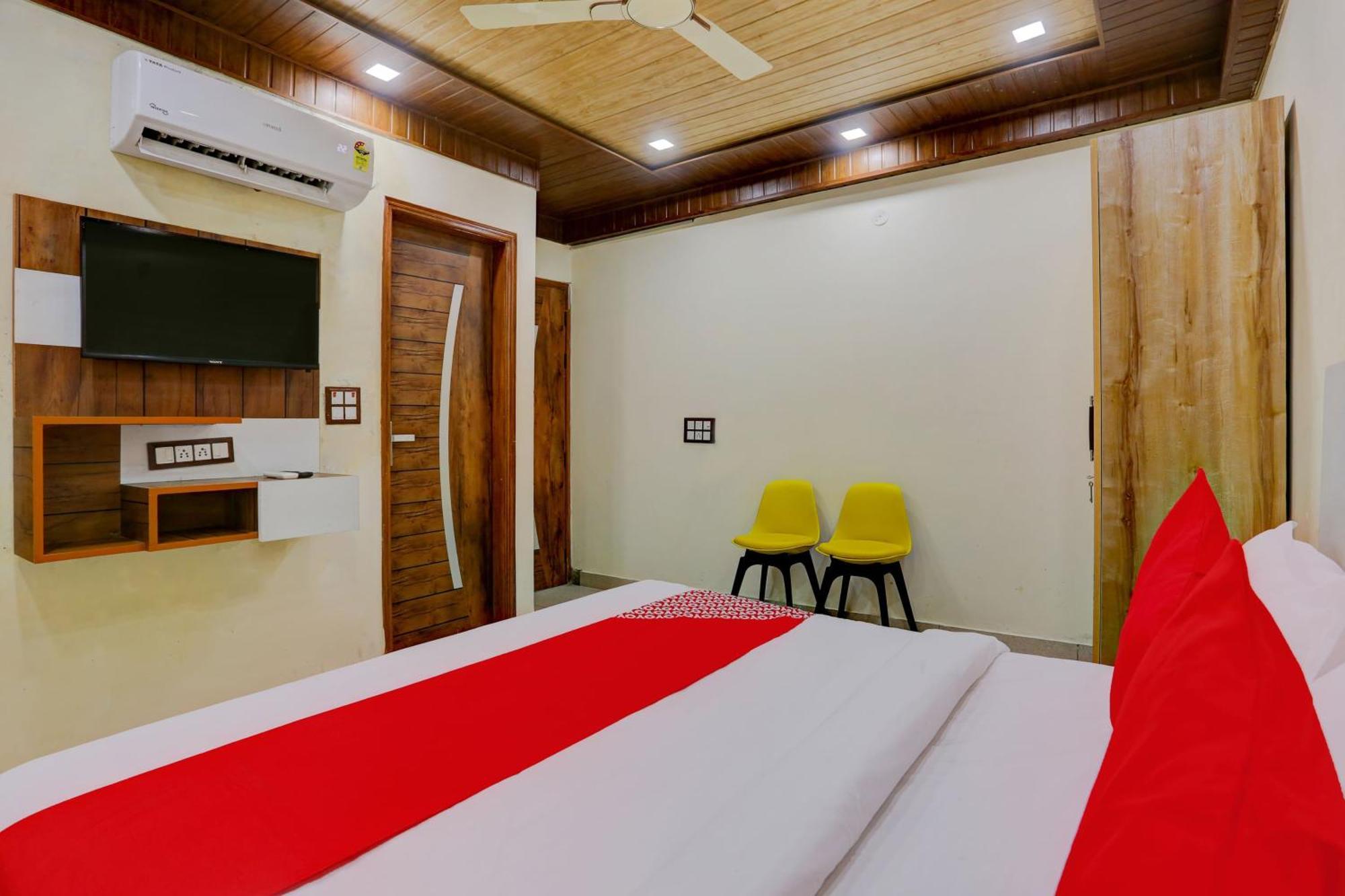 Hotel O Family Deluxe Нью-Делі Екстер'єр фото